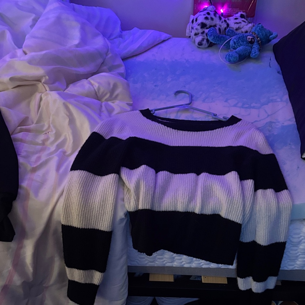 American Eagle by Payless Navy and White Striped Sweater